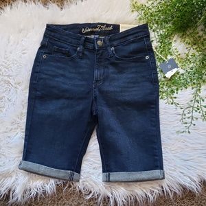 Universal Thread Rise Bermuda Shorts